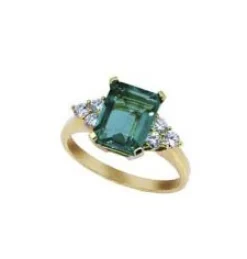 ANILLO ORO 18 KILATES CON DIAMANTES Y CUARZO VERDE