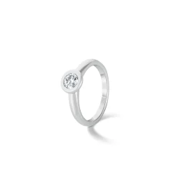 ANILLO ORO 18 KILATES CON DIAMANTES