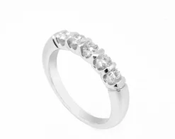 ANILLO ORO 18 KILATES CON DIAMANTES