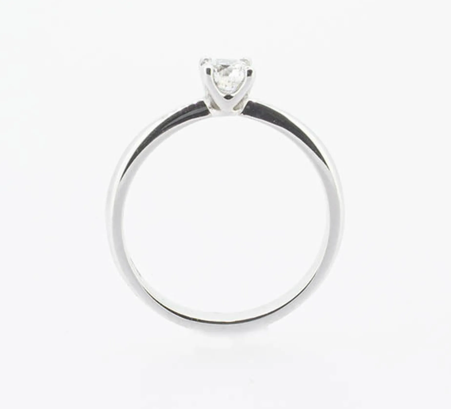 ANILLO ORO 18 KILATES CON DIAMANTES