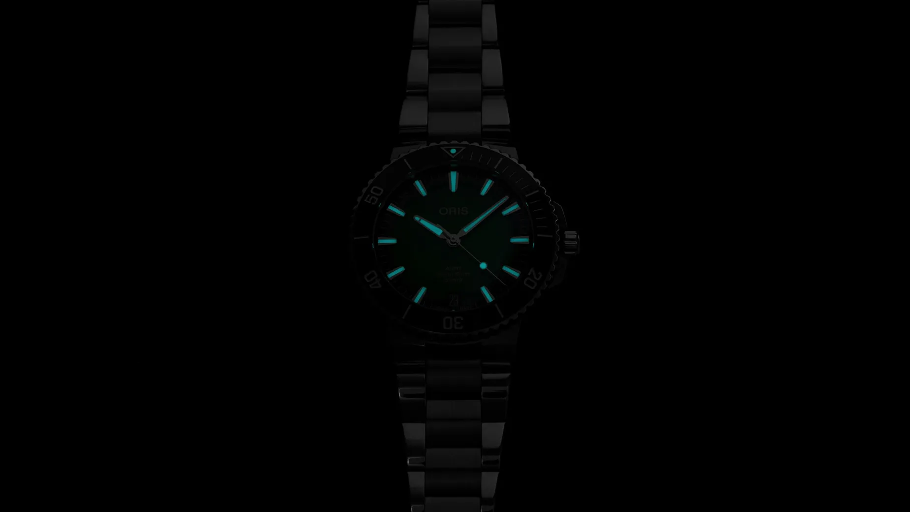 ORIS AQUIS DATE CALIBRE 400